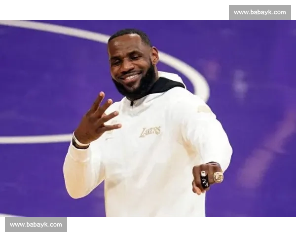 詹姆斯质疑戒指文化遭名嘴炮轰：立场矛盾引争议