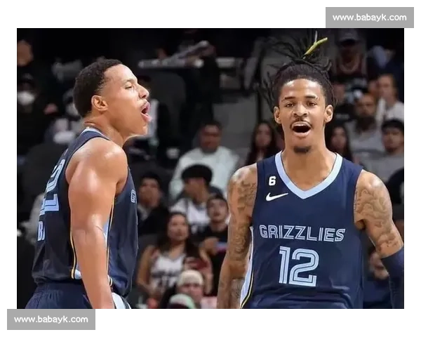 逆境淬炼：雷霆队的重生密码