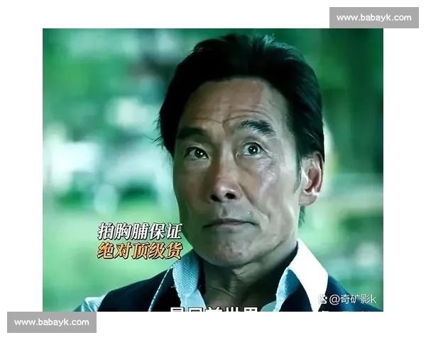 司徒浩南重出江湖！郑浩南香港街头再现经典造型，网友：青春回来了